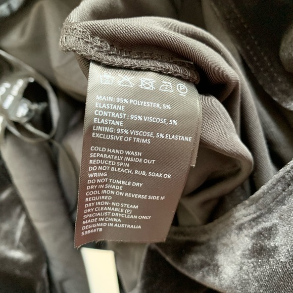 Bardot Bryony Balloon Sleeve Velvet Bodysuit black - Picture 16 of 16